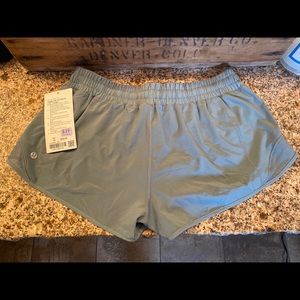 Lululemon Hotty Hot 2.5” Tidewater Teal